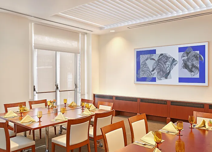 InterContinental Suites Hotel Clevel&